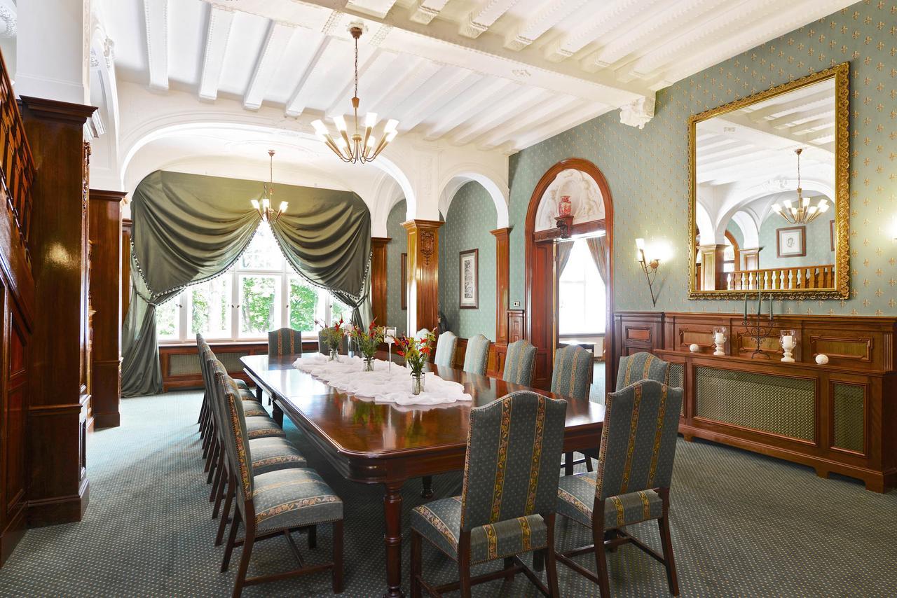 Schlosshotel Villa Westerberge Aschersleben Buitenkant foto