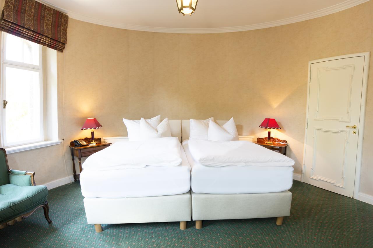 Schlosshotel Villa Westerberge Aschersleben Buitenkant foto
